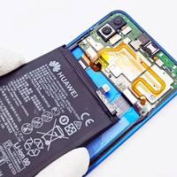 Wymiana montaż baterii akumulatora w smartfonach tabletach Huawei